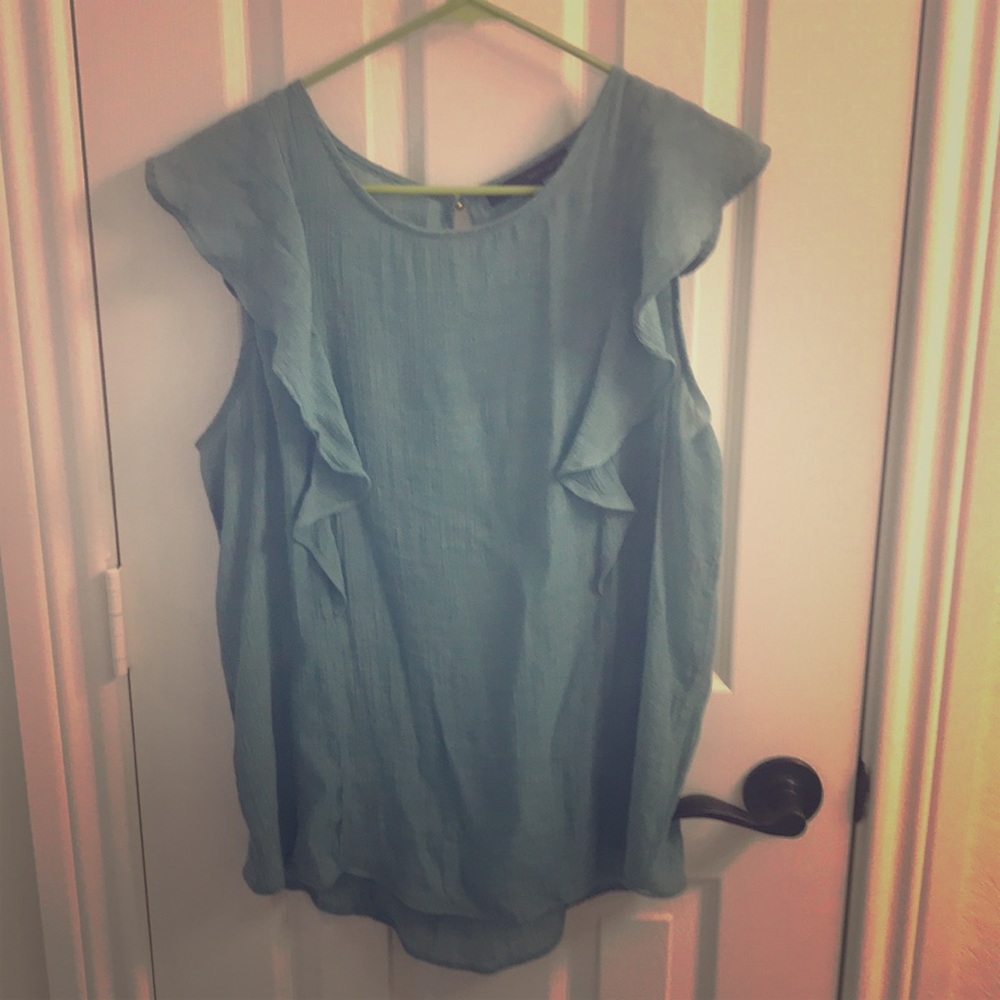 Cute ruffle top